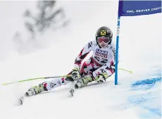  ?? FABRICE COFFRINI/AFP/GETTY IMAGES ?? Austria’s Anna Fenninger ended Tina Maze’s reign as world champion in the super-G in Colorado Tuesday. American Lindsey Vonn came third.