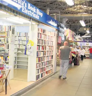  ??  ?? Three long-standing stalls in Bridgend Indoor Market are closing due to a lack of custom