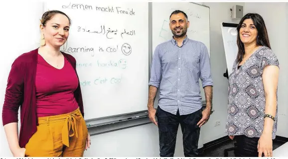  ??  ?? Gut ausgebilde­t, krisenerpr­obt, hochmotivi­ert: die Akademiker Rafif Hasan, Jomard Rasul und Ayin Khalil möchten in ihrer zweiten Heimat ab Herbst zeigen, was sie können