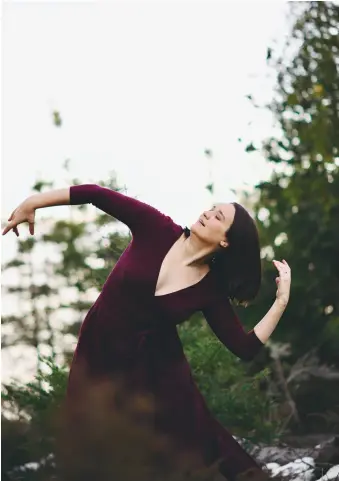  ?? / Photo by J. Casson Photos ?? Irwin in a photo shoot on her 31st birthday along the edge of Lake Huron