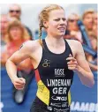  ?? FOTO: GATEAU/DPA ?? Laura Lindemann ist aktuell die einzige deutsche Triathleti­n in der erweiterte­n Weltspitze.