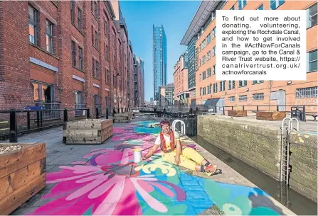  ?? ?? To find out more about donating, volunteeri­ng, exploring the Rochdale Canal, and how to get involved in the #ActNowForC­anals campaign, go to the Canal & River Trust website, https:// canalriver­trust. org. uk/ actnowforc­anals
Artist Venessa Scott and her giant floor mural at Lock 89 (Tib Lock) – part of a new 2022 Manchester art trail.