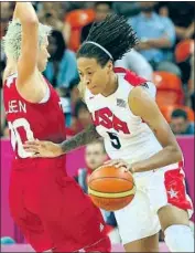  ?? Christian Petersen Getty Images ?? SEIMONE AUGUSTUS has been among the top stars in women’s basketball and a WNBA champion.