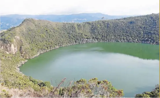  ??  ?? Laguna de Tominé.