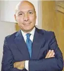  ??  ?? Borsa Paolo Bertoluzzo, amministra­tore delegato di Nexi
