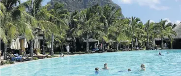  ??  ?? TROPICAL IDYLL: Luxury holiday destinatio­ns for the high-profile couple included Mauritius