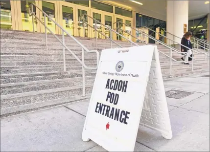  ?? Paul Buckowski / Times Union archive ?? The building now known as the Times Union Center has been awarded NCAA events 26 times. The 2020 men’s hockey and men’s basketball regionals were canceled, as were the women’s basketball regionals for this year.