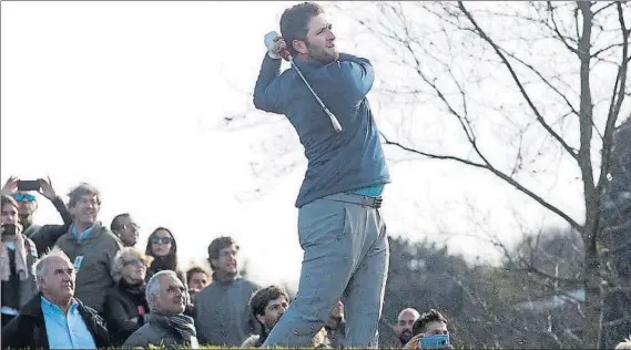  ?? FOTO: MIREYA LÓPEZ ÁLVAREZ ?? Vuelta al ruedo Tras la jornada con los jóvenes en Meaztegi, en diciembre, Rahm disputa hoy el torneo inaugural del PGA Tour que reúne a los campeones del 2018 en EE.UU.