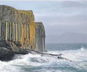  ?? Photograph Iain Thornber ?? Rev Donald Macfarlane (1834-1926); and right, Staffa on a winter’s day.