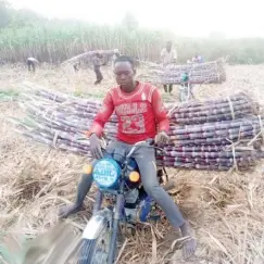  ?? ?? Leader of the porters, Kabiru Usman, after loading on his motorcycle, earns as much as N10,000 per day