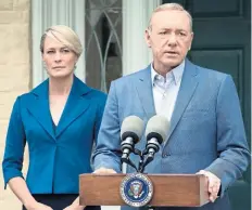  ??  ?? Con la salida de Spacey de House of cards, Robin Wright tomó protagonis­mo.