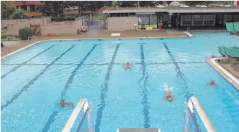  ?? ARCHIVFOTO: D. ZAPP ?? Trotz relativ gutem Badewetter 2017: Freibad steht mit mehr als 176 000 Euro in der Kreide.