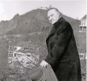  ?? FOTO: ARCHIV DER STIFTUNG BUNDESKANZ­LER-ADENAUER-HAUS ?? Von seinem Balkon aus hatte Adenauer einen Blick auf den Drachenfel­s.