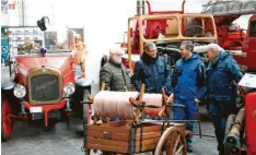  ??  ?? Haben im Museum alle Hände voll zu tun (von links): Peter Seeburger, Carsten Paetsch, Markus Mühlberger und Peter Burkhart vom Verein Magirus-Iveco-Museum.