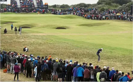  ??  ?? Jordan Spieth of the United States enroute to his third Major championsh­ip title at the British Open last month.