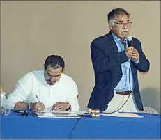  ??  ?? eL PreSidente Municipal dando a conocer las obras que realizarán