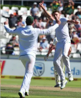  ?? PHANDO JIKELO ?? THE BIG ONE: Morne Morkel celebrates taking his 300th Test wicket yesterday.