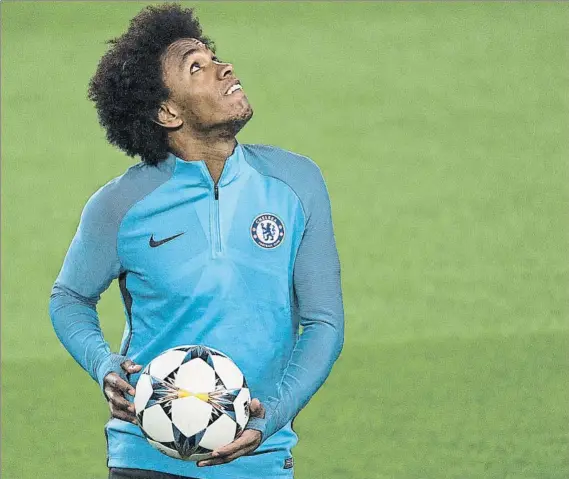  ?? FOTO: PERE PUNTÍ ?? Para Willian, el techo del fútbol es el Barça o el Real Madrid. Al club azulgrana le gusta la polivalenc­ia atacante del brasileño del Chelsea