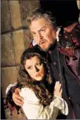  ?? Larry Roberts/post-gazette ?? Mark Delavan as Rigoletto and Lyubov Petrova as his daughter Gilda.