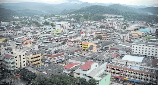  ??  ?? ABODE OF PEACE: Betong is the only district in Yala in which the decree has been replaced by the Internal Security Act. Worawut Kaenchan