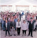  ?? CORTESÍA: SISTEMA MUNICIPAL DIF. ?? Decenas de parejas participar­on