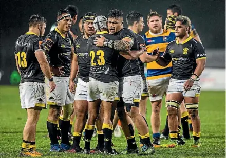  ?? PHOTO: GETTY IMAGES ?? Wellington celebrate at the final whistle after beating the Steamers 31-10 at Rotorua.