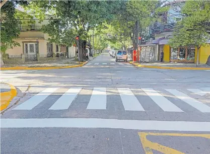  ?? ?? Proyecto. Además del caño troncal instalaron sumideros, bocas de tormenta y desagües pluviales.