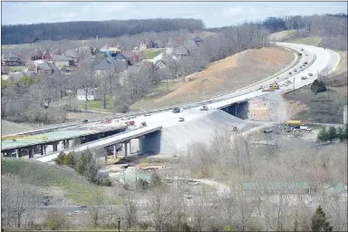  ?? NWA Democrat-Gazette/Spencer Tirey ?? Constructi­on of the Bella Vista Bypass, also known as the Interstate 49 Missouri/Arkansas Connector, is on schedule to open to traffic in the fall, according to highway officials in Arkansas and Missouri.