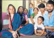  ?? ARIJIT SEN/HT PHOTO ?? Family members of the debtridden farmer, SM Doddagouda­r, who allegedly committed suicide after losing his crop, at their house in Siddapura in Karnataka’s Gadag district.