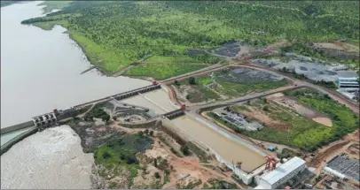  ?? PHOTOS PROVIDED TO CHINA DAILY ?? A bird’s eye view of the Gouina hydropower station in Mali, which features a 1,230-meter-long dam.