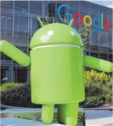  ?? FOTO: DPA ?? Ein übergroße Android-Figur begrüßt die Besucher auf dem Firmencamp­us von Google im kalifornis­chen Mountain View.