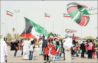  ?? Photos by Anwar Daifallah ?? Kuwait celebrated the 52nd Anniversar­y of Independen­ce Monday. Top and above: some photos from the event.