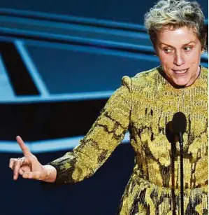  ??  ?? Für ihre kämpferisc­he Rede stellte Frances McDormand ihren Oscar ab,später wurde er ihr sogar gestohlen