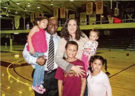  ?? Courtesy of Shawn Baldwin ?? Baldwin Jr. with his family — his parents, Pat and Shawn, and sisters Tatum, Brooke and Claire — when Pat Sr. was an assistant coach at Loyola (Chicago).