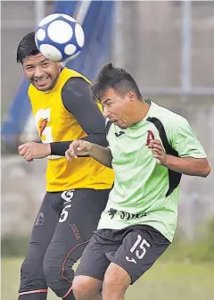  ??  ?? TRABAJO. Alianza cree que los errores cometidos en cuartos se solucionan entrenando intensamen­te.