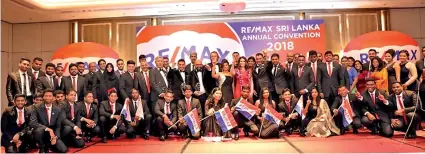  ??  ?? RE/MAX Sri lanka Team at the convention