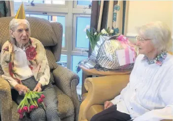  ??  ?? Best pals Margaret Burns with pal Janet Macmillan