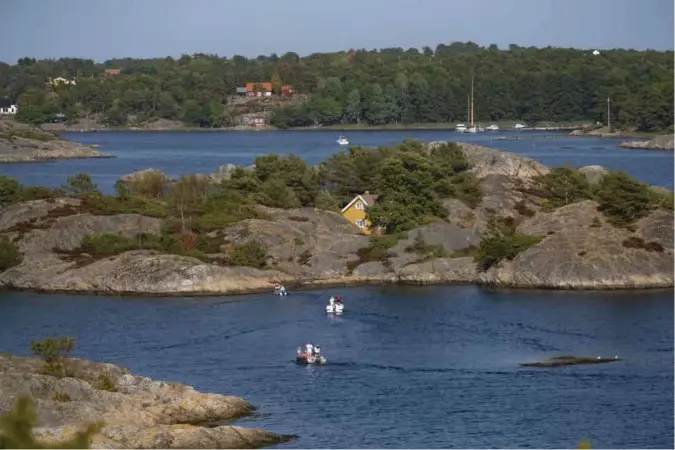  ?? FOTO: TOR ERIK SCHRØDER/NTB SCANPIX ?? Det var her ved øya St.helena utenfor Arendal og Tromøy at den tidligere skiløperen Vibeke Skofterud i helga omkom i en vannskuter­ulykke.