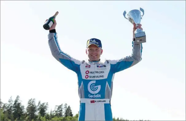 ?? FOTO: LINDLAND PERFORMANC­E ?? På Rudskogen gikk Roar Lindland helt til topps. Nå håper han å gjenta bedriften i Porsche Supercup og Monaco Grand Prix til helgen.