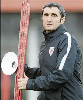  ?? FOTO: JUAN ECHEVERRÍA ?? Ernesto Valverde cumplirá su tercera etapa al frente del Athletic