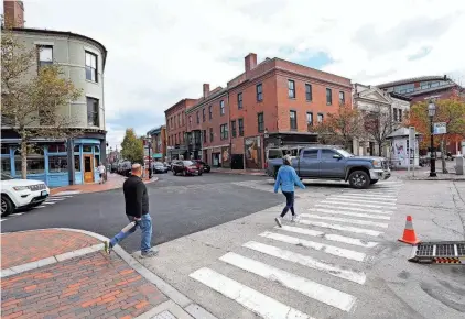  ?? DEB CRAM ?? Should Portsmouth's Market Square be reconfigur­ed to improve pedestrian and bicycle access? City Council candidates weigh in.