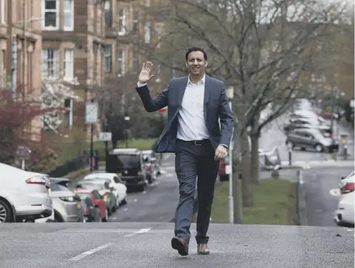  ??  ?? 0 Anas Sarwar campaignin­g in Hayburn Park, Glasgow. Mr Sarwar’s message has so far been firmly rooted in the idea of unity