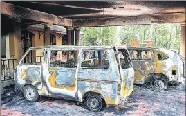  ?? AFP ?? Charred vehicles at a Sandeepana­nda’s ashram, after it was set ablaze in Kundamanka­davu on the outskirts of Thiruvanan­thapuram, Kerala on Saturday.