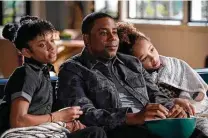  ?? Casey Durkin / Associated Press ?? Dani Lane, left, Kenan Thompson and Dannah Lane are a family in “Kenan.”