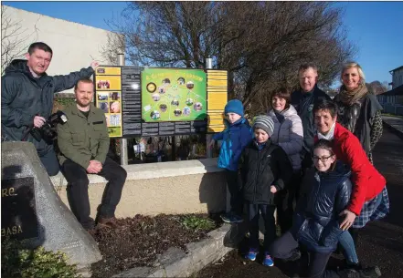  ??  ?? Peter O’Connor, Siobhan Fleming, Margaret Hanifin (principal Currow NS) Robert Maguire, Paula McGaley, Michael Brosnan (photograph­er), Charlie and Ben Brosnan at the unveiling of a special plaque in Currow last week.