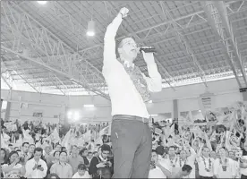  ??  ?? Lo que queremos es que el primero de julio la gente pueda votar con absoluta libertad, señaló ayer Ricardo Anaya en Zacatlán, Puebla ■ Foto Notimex