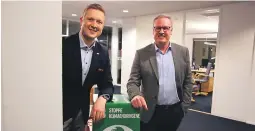  ?? FOTO: SINDRE OMENÅS ?? ANSETTER: Geir Bjarne Sørensen og Hugo Stensrød Pedersen regnskap- og revisjonss­elskapet BDO vil utvide i årene som kommer.