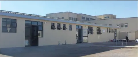  ?? Photo: Eveline de Klerk ?? Costly .... The Kondja isolation facility that was handed over to health ministry by Namdock.