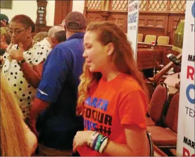  ?? BOB KEELER — DIGITAL FIRST MEDIA ?? Lauren Hogg, a survivor of the Marjory Stoneman Douglas High School shootings in Parkland, Fla., chats with attendees after the Aug. 8 Road to Change stop at St. Stephen’s UCC in Perkasie.
