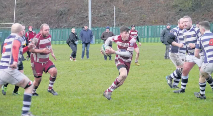  ??  ?? Dan Joesbury breaking from the Rochdale scrum during Saturday’s victory Eccles